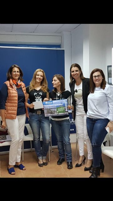 El PP se reuni con la Asociacin Peludines para tratar sobre la Ley de Proteccin y Defensa de los animales de compaña, Foto 4