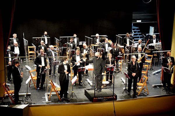A petición de la Casa Regional Valenciana, la Banda Sinfónica Municipal de Sevilla ofreció el IV Concierto dedicado a Valencia - 3, Foto 3