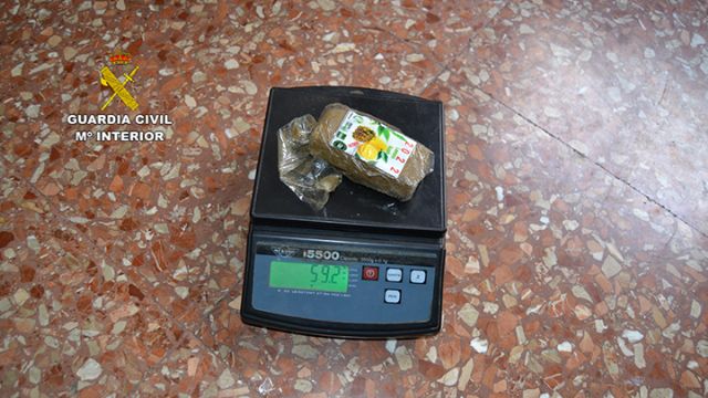 La Guardia Civil desmantela un punto de venta de drogas en Las Torres de Cotillas - 5, Foto 5