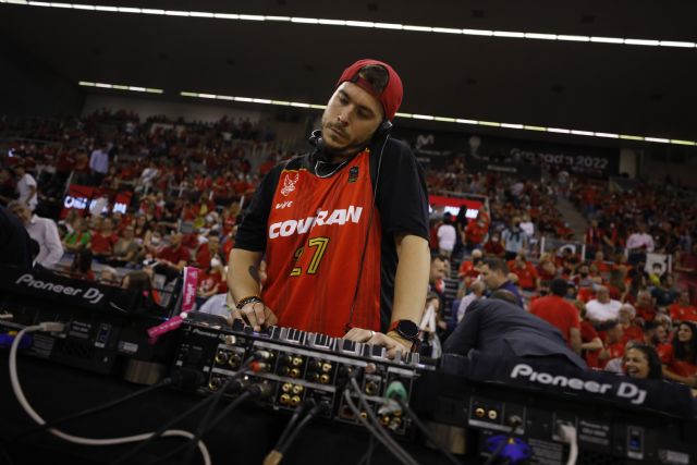 El DJ Alexs Kamara actuó ante 8.000 personas en el ascenso del Covirán Granada a la ACB - 1, Foto 1