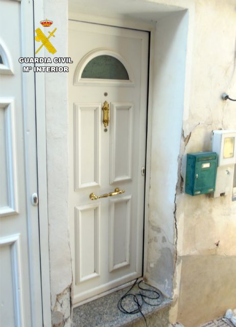 La Guardia Civil investiga a dos menores por la comisión de robos y daños en viviendas de Moratalla - 4, Foto 4