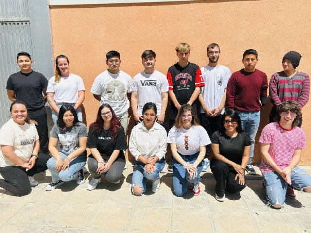 Quince jóvenes comienzan el Programa Mixto de Empleo y Formación “Operaciones auxiliares de servicios administrativos y generales”, Foto 1