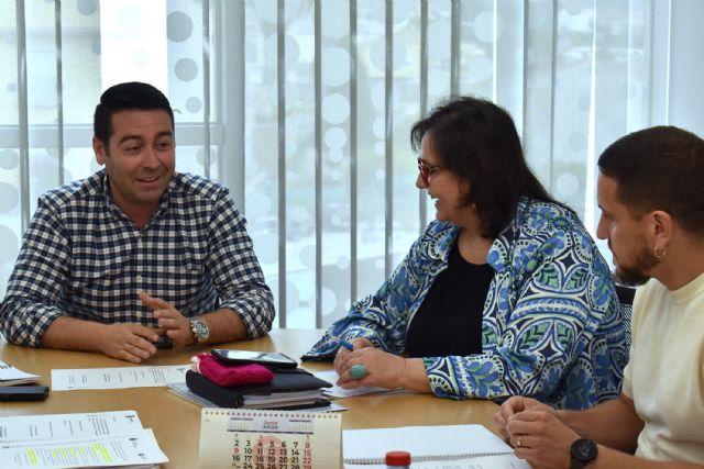 La comisión municipal contra el absentismo y abandono escolar trabaja sobre el III Plan Regional - 3, Foto 3