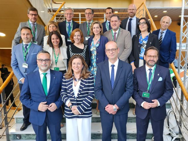 La Región lleva la nueva Estrategia de Digitalización Educativa 'Libre' a un congreso internacional en Granada - 2, Foto 2