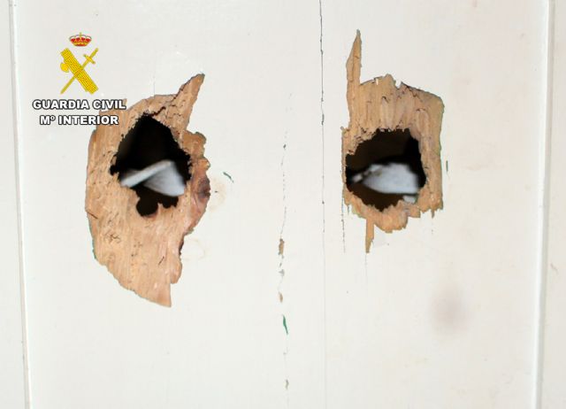 La Guardia Civil detiene a tres personas por efectuar disparos en San Javier y Los Alcázares - 1, Foto 1