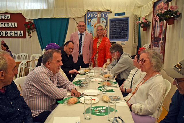 Sevilla .Solidaridad . La Feria que enseña a vivir, lecciones de vida desde la Peña Cultural Antorcha - 2, Foto 2