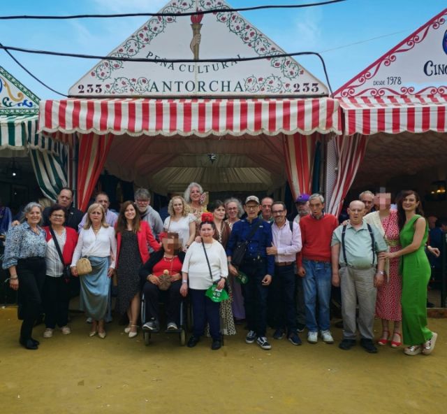 Sevilla .Solidaridad . La Feria que enseña a vivir, lecciones de vida desde la Peña Cultural Antorcha - 4, Foto 4