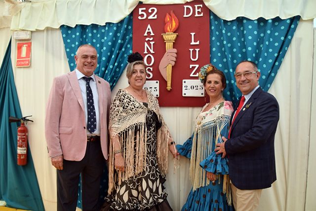 Sevilla .Solidaridad . La Feria que enseña a vivir, lecciones de vida desde la Peña Cultural Antorcha - 5, Foto 5