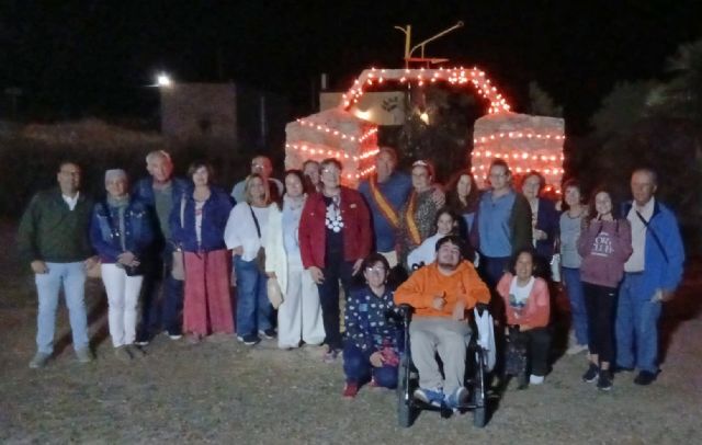 El Campillo de Adentro se ilumina de naranja con motivo del Día Mundial del Síndrome de Ehlers-Danlos e Hiperlaxitud - 3, Foto 3