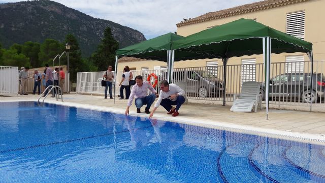 La inversión municipal en el albergue de Casa Iglesias para recuperar el servicio de piscina logra que se alcance el 100% de ocupación durante el mes de julio - 1, Foto 1