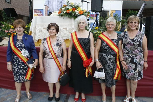 Rosi Giménez Collazos es elegida reina de las fiestas del Centro Municipal de Personas Mayores del 2017