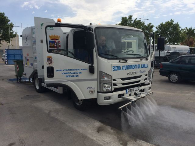 El camión lava-contenedores comenzará a trabajar por las calles de Jumilla el próximo lunes - 2, Foto 2