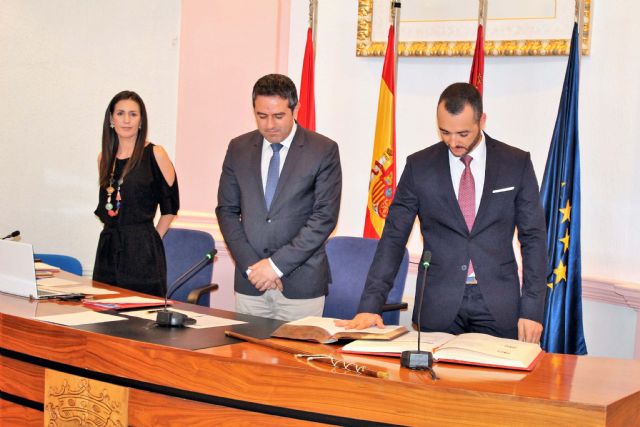 Juan Antonio Mata, nuevo concejal del Partido Popular en Alcantarilla, sustituyendo a Laura Sandoval al pasar al gobierno regional como directora general de Ordenación del Territorio, Arquitectura y Vivienda - 1, Foto 1