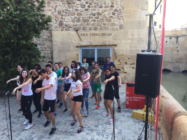 El Club de Idiomas Junior del Ayuntamiento de Murcia celebra su fin de curso con música, juegos y teatro para los participantes - 2, Foto 2