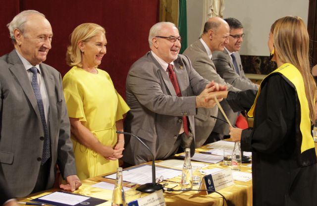 La UCAM gradúa a sus primeros médicos - 2, Foto 2