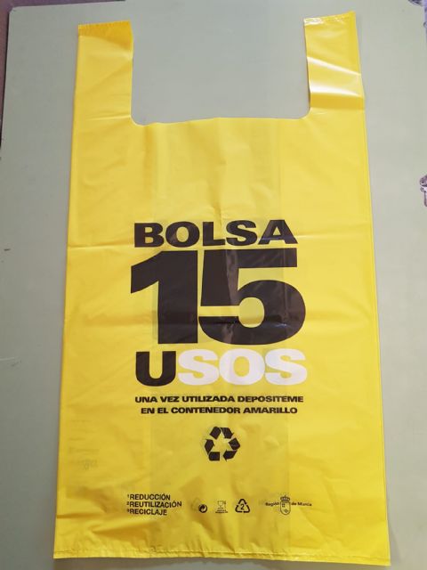 El Ayuntamiento de Bullas incentiva la reducción, la reutilización y la separación de residuos en el mercado semanal - 1, Foto 1