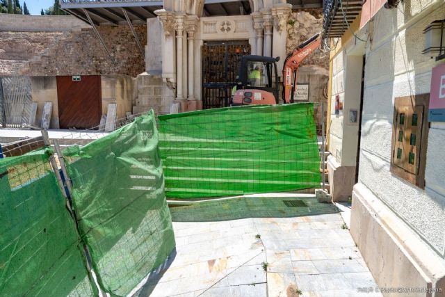 Mejora en la red pluviales y alcantarillado en la calle Osario y Cuesta de la Baronesa - 1, Foto 1