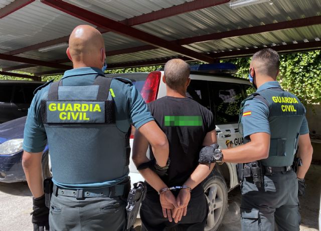 La Guardia Civil detiene a una persona dedicada a cometer atracos en Cieza - 1, Foto 1