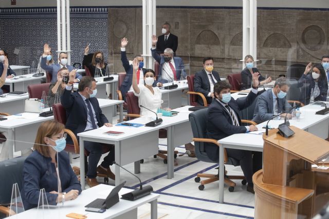 El Pleno de la Asamblea Regional aprueba el dictamen del proyecto de Presupuestos Generales de la Comunidad Autónoma para 2021 - 1, Foto 1