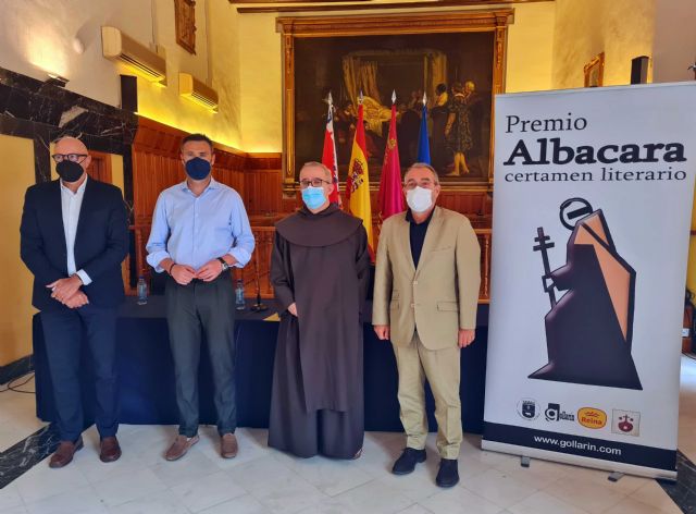 El Ayuntamiento de Caravaca y la Asociación Cultural Albacara sellan en un convenio su compromiso para garantizar continuidad e impulso al certamen literario - 2, Foto 2