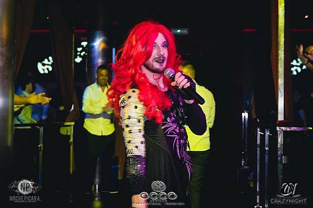 Tina Equis, un huracán rojo lleno de energía y celebración - 1, Foto 1