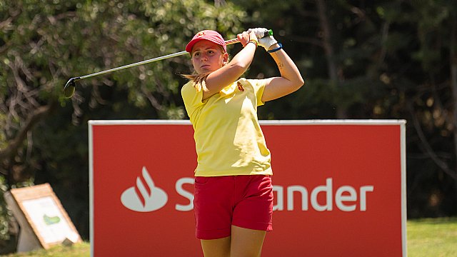 La castellonense Carla Bernat, líder del Santander Golf Tour Málaga a base de birdies - 1, Foto 1