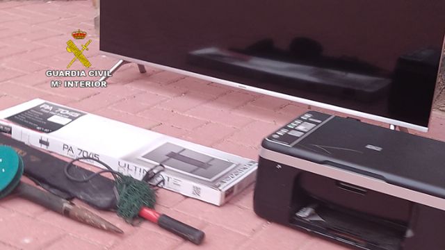 La Guardia Civil detiene a un escurridizo delincuente por robos en garajes y trasteros de sus vecinos - 2, Foto 2