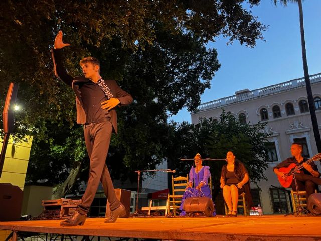 El flamenco de Lo Ferro vuela alto en la Universidad de Murcia - 5, Foto 5