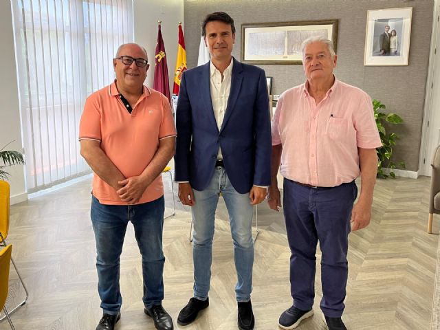 El molinense Luis García Mondéjar, exjefe de protocolo del Ayuntamiento, será el pregonero de las Fiestas Patronales de Molina de Segura 2025 - 2, Foto 2