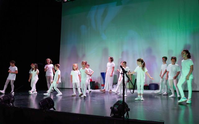 El Taller Municipal de Comediantes Infantil estrena TODO SE MUEVE, TODO SE SIENTE - 1, Foto 1