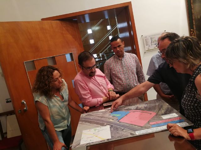 Mejorarán los accesos para los autobuses al IES San Juan Bosco con el objetivo de garantizar la seguridad de los estudiantes - 1, Foto 1