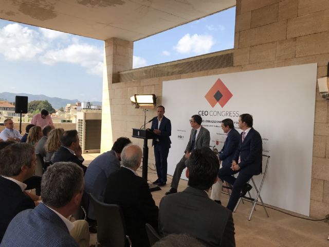 La Región cuenta con 1.356 directivos más que hace un año - 2, Foto 2