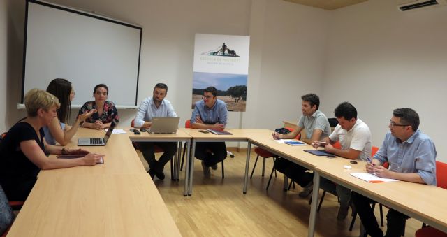 El Ayuntamiento celebra su primera Junta de Gobierno en Archivel como muestra del compromiso con las pedanías y el medio rural - 1, Foto 1