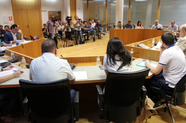 The indemnities for assistance to collegiate bodies, subsidies to the groups and payments to the full-time councilors remain on the table, Foto 4