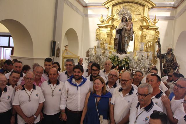 Miles de personas honran por tierra y mar a la Virgen del Carmen en San Pedro del Pinatar - 5, Foto 5