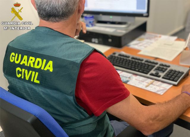 La Guardia Civil detiene a un huido de la justicia con tres órdenes de ingreso en prisión - 2, Foto 2