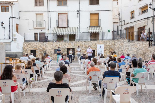 El Ayuntamiento agradece la presencia y aportaciones de vecinos de los barrios de El Hoyo y Santa María en el proyecto ‘La piel de cada barrio’ - 3, Foto 3