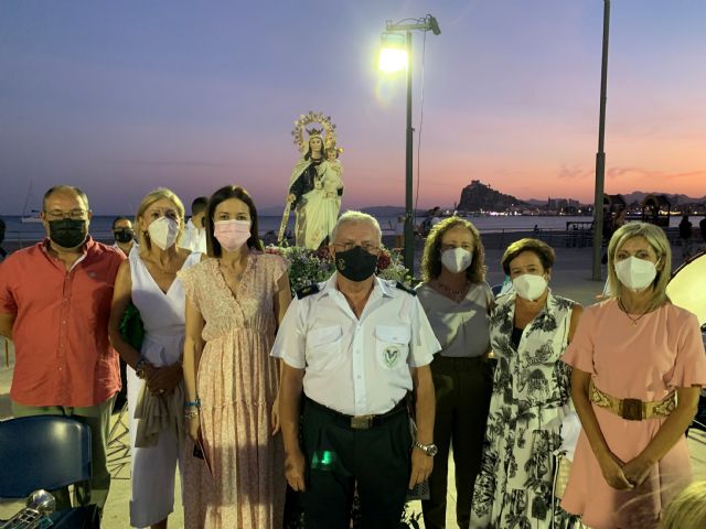 Ayer se celebró la tradicional Serenata a la Virgen del Carmen en la Explanada del Auditorio - 1, Foto 1