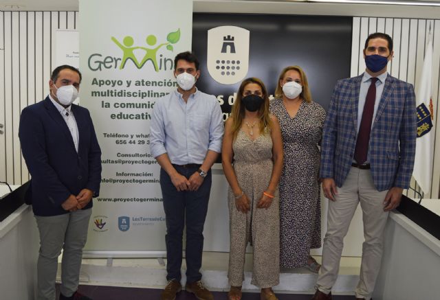 La Obra Social La Caixa dona 2.000 euros a Germina, proyecto multidisciplinar de apoyo a la comunidad educativa torreña - 2, Foto 2