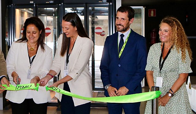 Ruta que conecta el Aeropuerto Internacional de la Región de Murcia con Oporto - 1, Foto 1