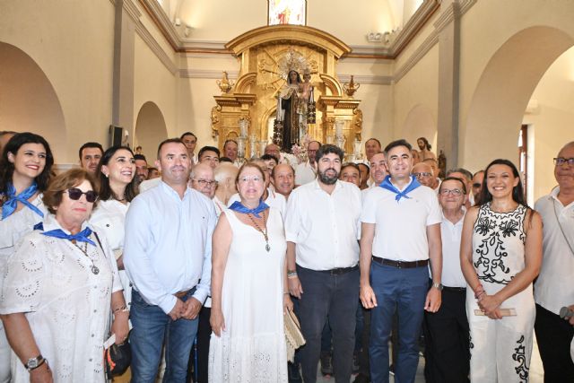 López Miras acompa&ntilde;a a la Virgen del Carmen en la romería de San Pedro del Pinatar - 2, Foto 2