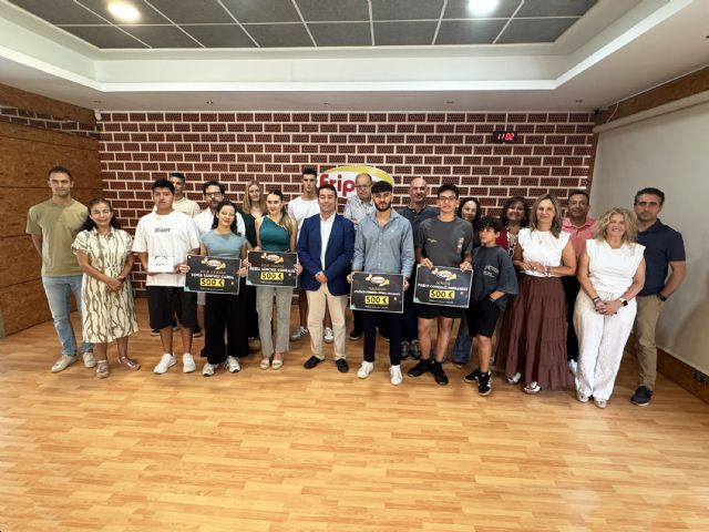 Fripozo entrega por séptimo año sus ayudas a los universitarios torreños Erasmus - 1, Foto 1