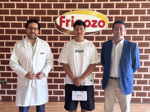 Fripozo entrega por séptimo año sus ayudas a los universitarios torreños Erasmus - 2, Foto 2