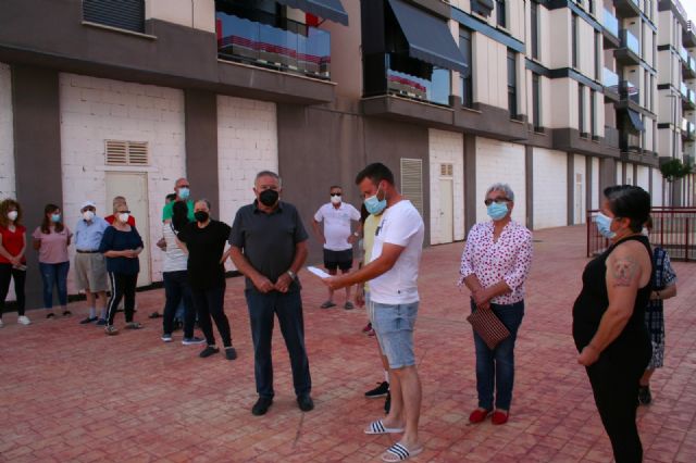 La gestión de la reconstrucción del barrio de San Fernando tras los terremotos lleva a su presidente, Fernando Roldán, a dar nombre a su parque - 1, Foto 1