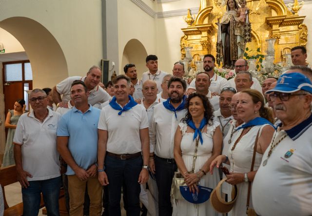 López Miras participa en la romería de la Virgen del Carmen en San Pedro del Pinatar y destaca la tradición marinera de la Región - 2, Foto 2