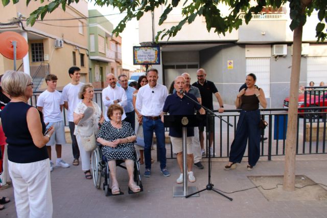 Alfonso Marín Pérez de Tudela da nombre al parque infantil de Apolonia como homenaje a su compromiso con el barrio - 4, Foto 4