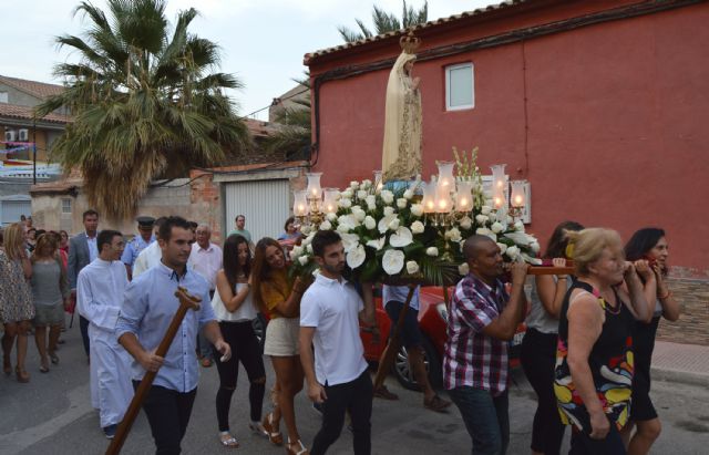 La procesión de la patrona da por concluidas las Fiestas del barrio torreño de Los Pulpites - 1, Foto 1