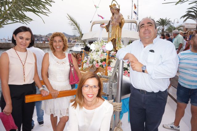 Los pescadores sacaron a hombros a la Virgen del Carmen en Cabo de Palos - 1, Foto 1