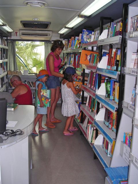 La Biblioteca Regional retoma su horario habitual entre semana y continúa abierta la inscripción para los clubes de lectura - 1, Foto 1