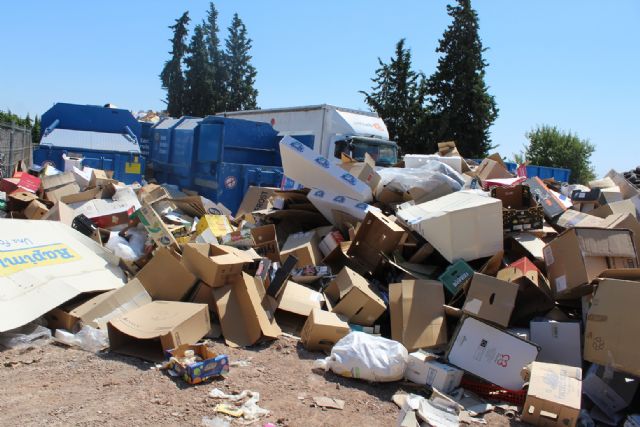 Se recogen más de 1.556 toneladas de residuos en el ecoparque municipal de Totana en lo que va de año 2021, Foto 4